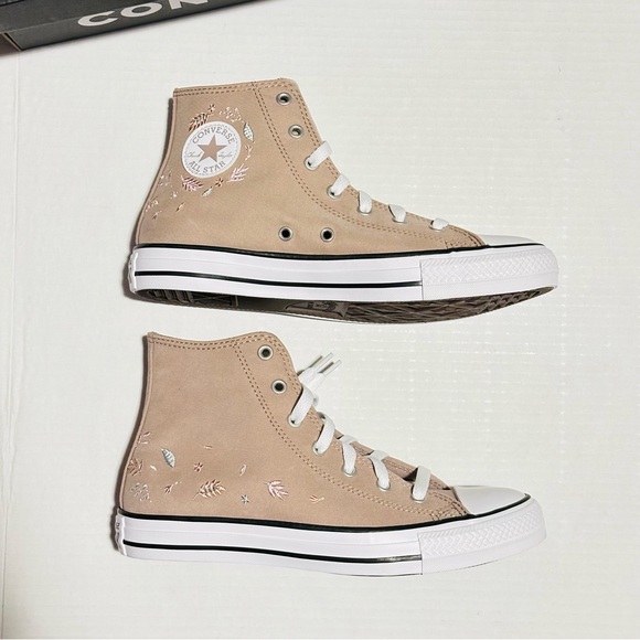 Converse Chuck Taylor All Star Fall Leaves NEW - Picture 8 of 14